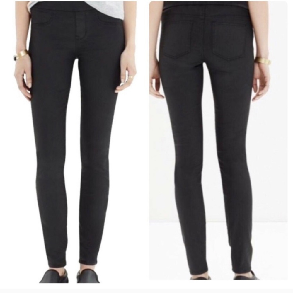 Madewell black coated edition skinny pull on jeggings. Size 27.